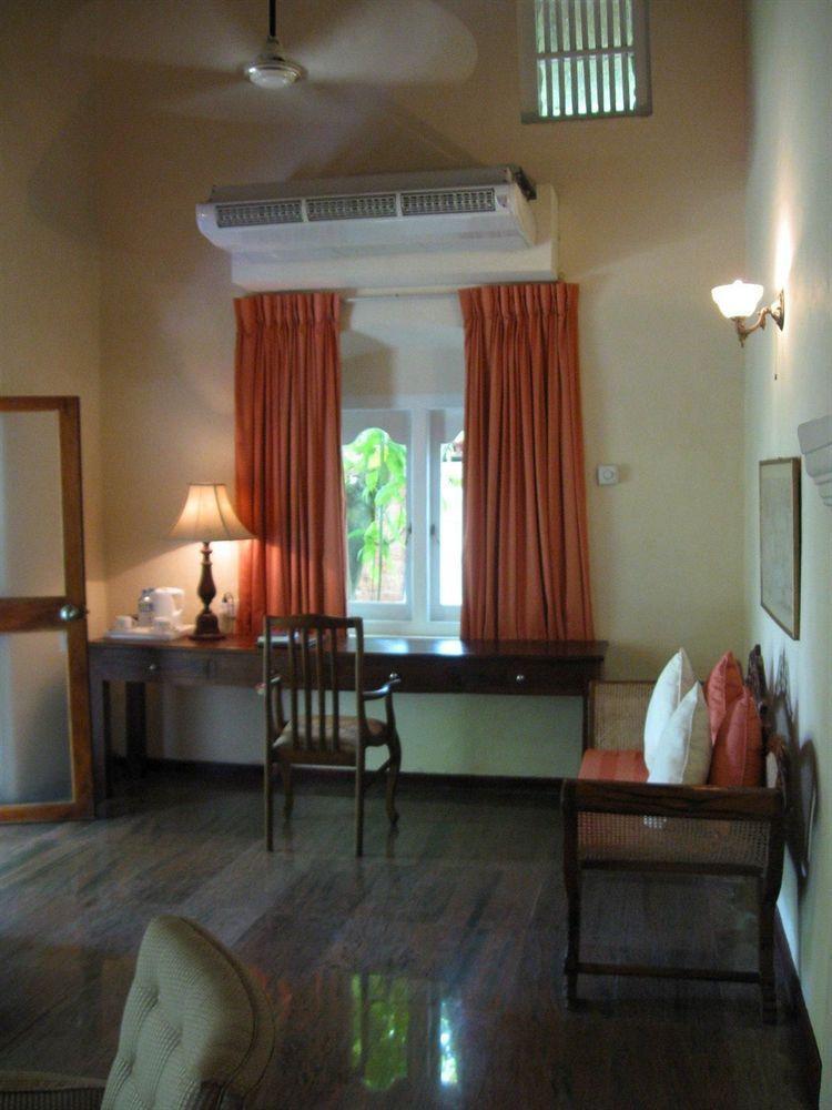Kosgoda Beach Resort Exterior photo