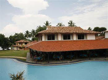 Kosgoda Beach Resort Exterior photo